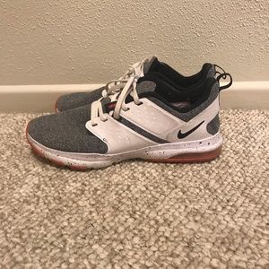 Nike Shoes - Nike Training Shoes Nike Shoes - Nike Training Shoes